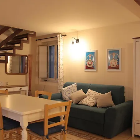 Apartment Cortiletto 37 *